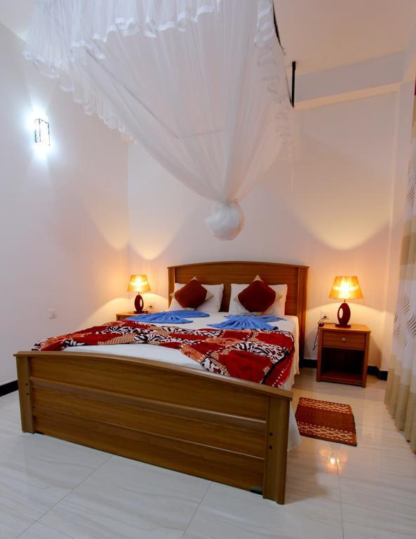 Sen - Rose Ella Apartment ภายนอก รูปภาพ